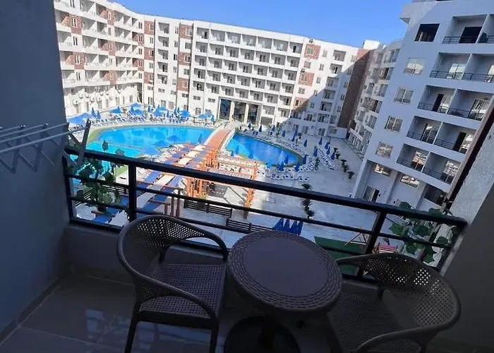 Tiba Gollden Apartment