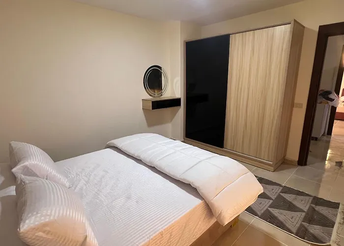 Tiba Gollden Apartment *