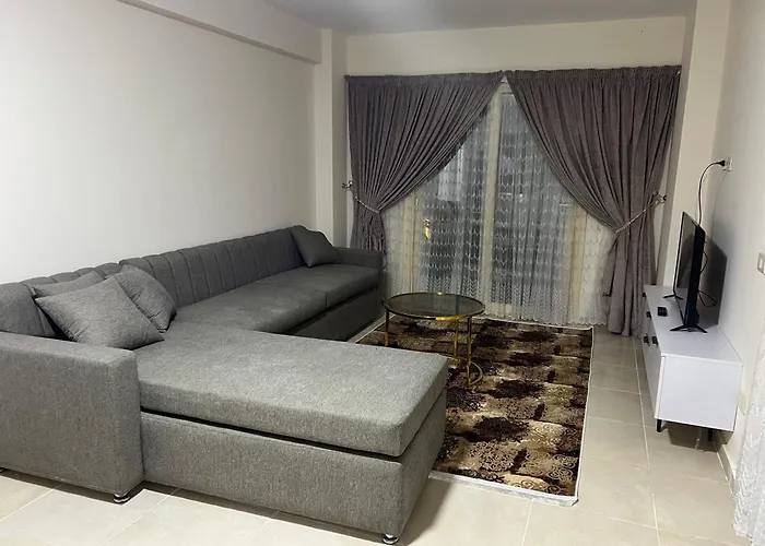Tiba Gollden Apartment