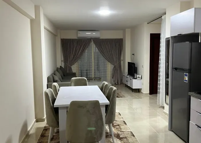 Tiba Gollden Apartment